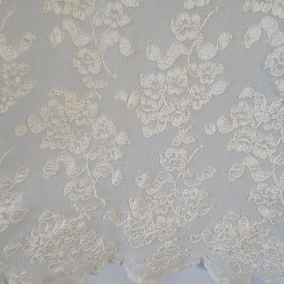 CAbi Women's Y2K Sheer Floral Mesh Top Sz M White Stretchy Fairy Feminine - Picture 9 of 11